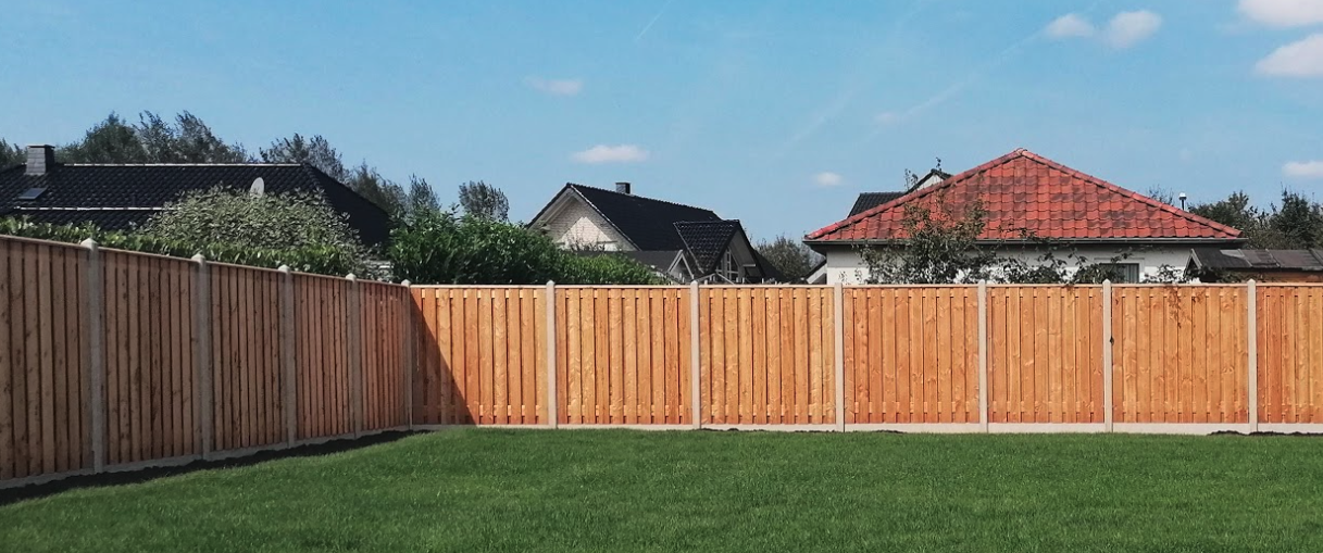 Hoe hoog mag een schutting zijn zonder vergunning?