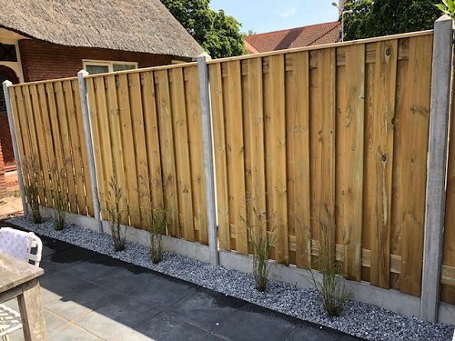 4 redenen waarom jij jouw tuin zou moeten afrasteren met een schutting