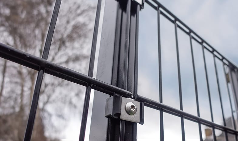Heeft dubbelstaafmat hekwerk onderhoud nodig?