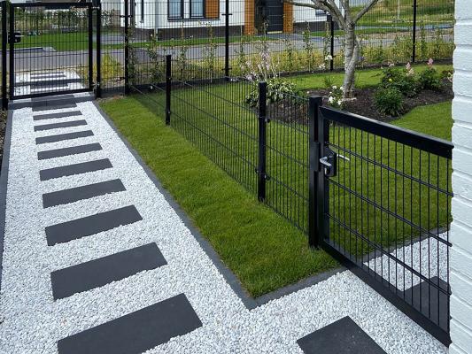 Metalen tuinpoort 
